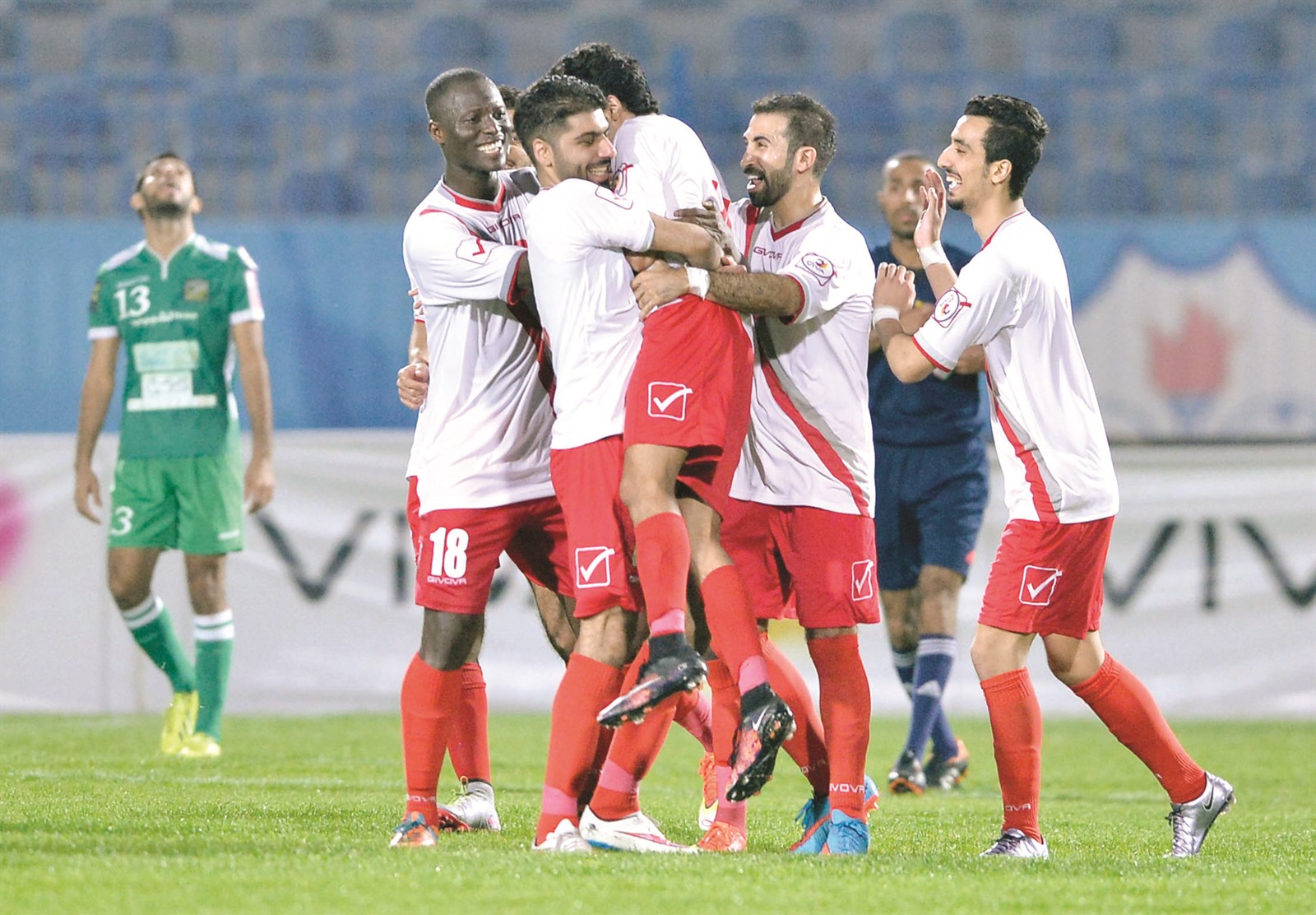 u0641u0631u062du0629 u0643u0628u064au0631u0629 u0644u0644u0627u0639u0628u064a u0627u0644u0641u062du064au062du064au0644 u0628u0627u0644u062au0639u0627u062fu0644 u0645u0639 u0627u0644u0639u0631u0628u064a       (u0627u0644u0623u0632u0631u0642 u062fu0648u062a u0643u0648u0645)