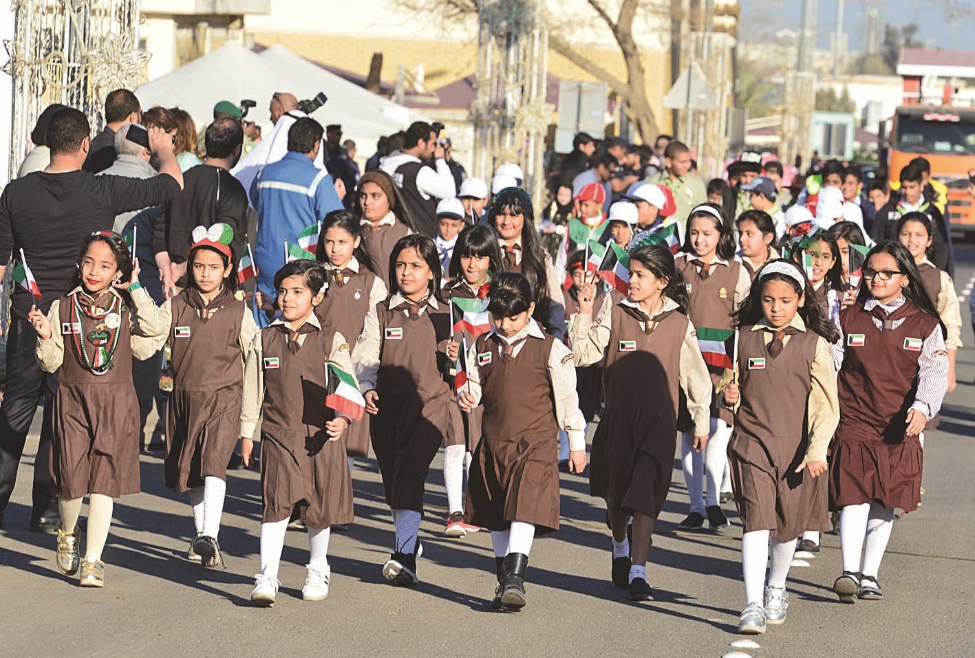 الزهرات شاركن