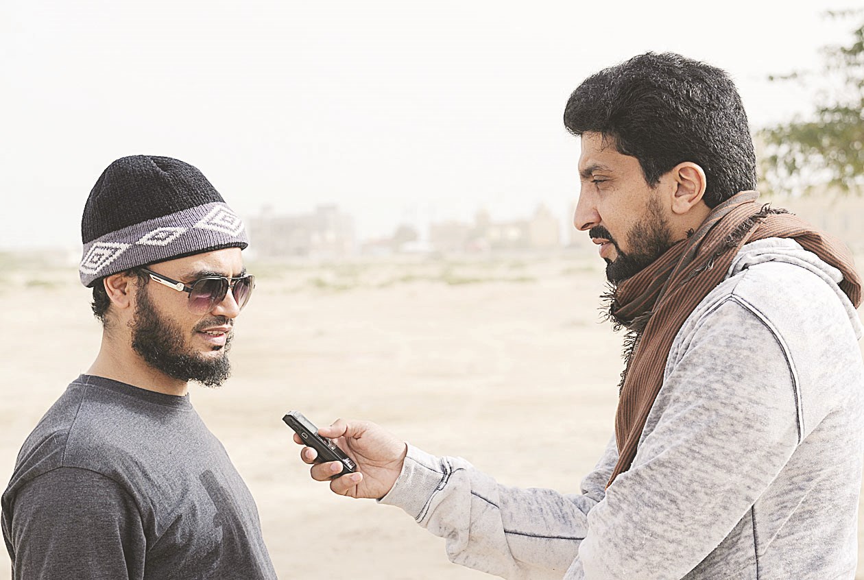 الحيدري متحدثاً إلى الزميل غانم السليماني