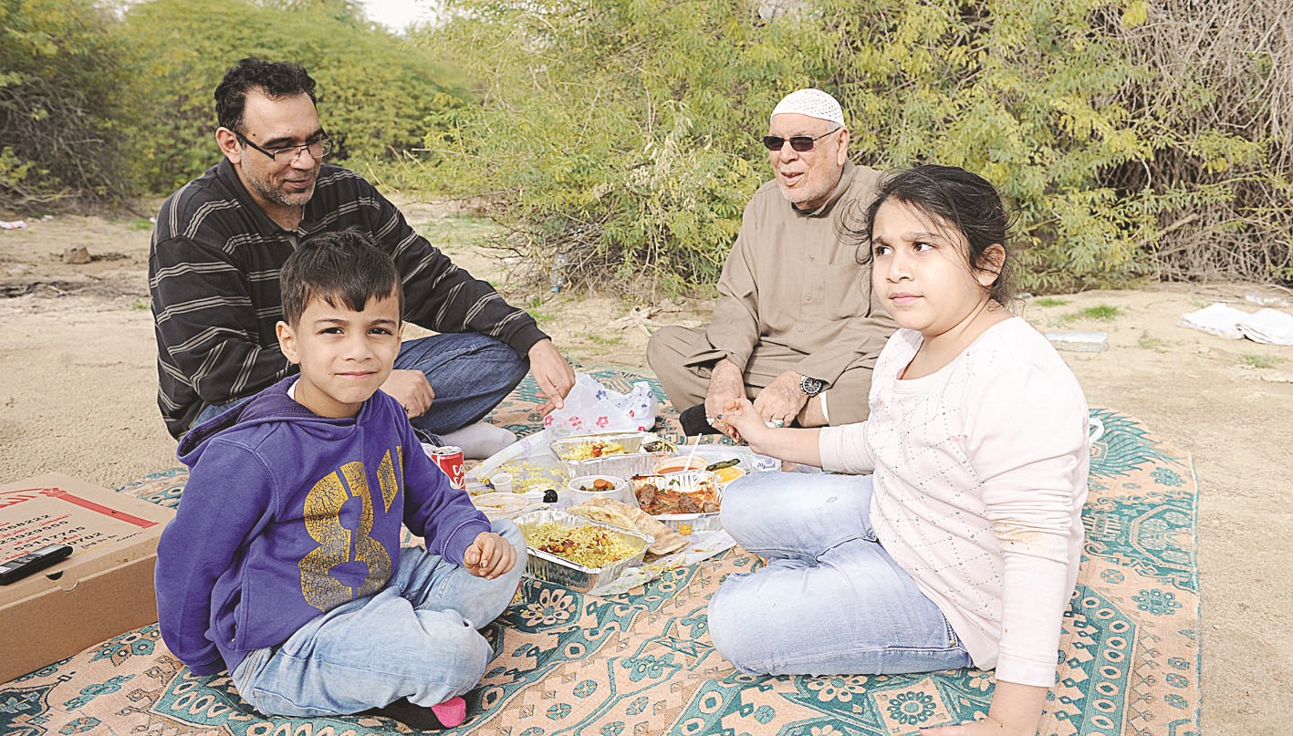 لقطة تجمع الاجيال
