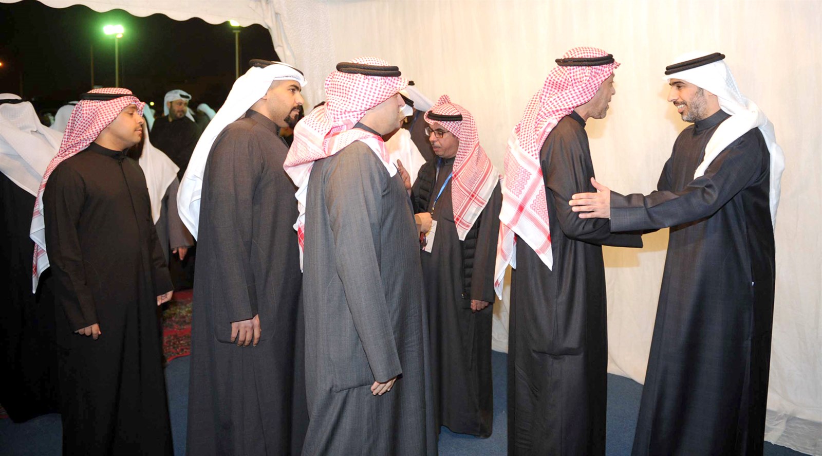 u0627u0644u062eu0645u064au0633 u0645u0633u062au0642u0628u0644u0627u064b u0627u0644u0646u0627u062eu0628u064au0646             (u062au0635u0648u064au0631 u0646u0627u064au0641 u0627u0644u0639u0642u0644u0629)