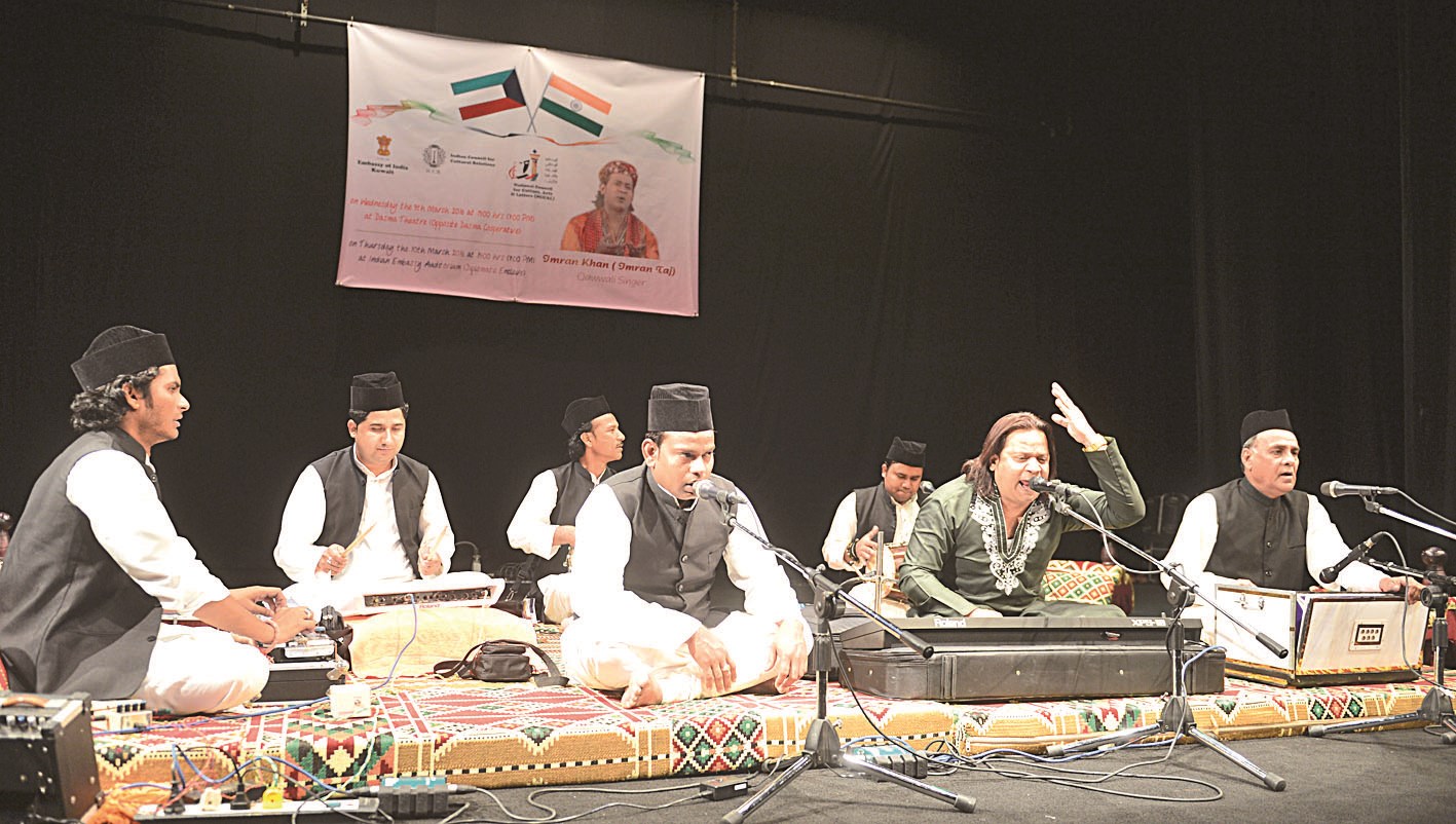 u0641u0631u0642u0629 u00abu0627u0644u0642u0648u0627u0644u064au00bb u0627u0644u0647u0646u062fu064au0629   (u062au0635u0648u064au0631 u0645u0648u0633u0649 u0639u064au0627u0634)