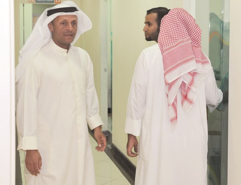 بوطيبان مع فريق التجارة في الجولة