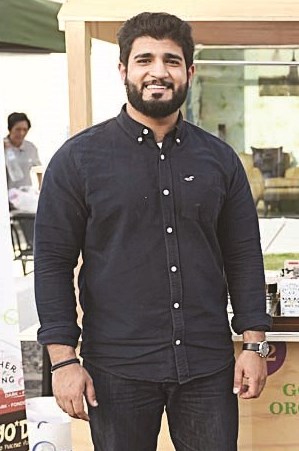 أنور الدهيش