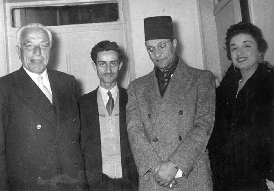 محمد عبدالوهاب ونجاح سلام في مقر صحيفة «بيروت - المساء» بصحبة مالكها وزير الإعلام حينذاك عبدالله المشنوق وفيصل القواص