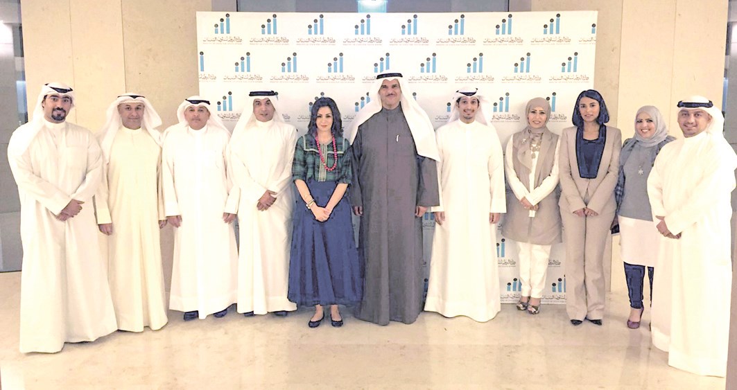 u0633u0644u0645u0627u0646 u0627u0644u062du0645u0648u062f u0645u062au0648u0633u0637u0627 u0645u062cu0644u0633 u0625u062fu0627u0631u0629 u0627u0644u0647u064au0626u0629 u0627u0644u0639u0627u0645u0629 u0644u0644u0634u0628u0627u0628