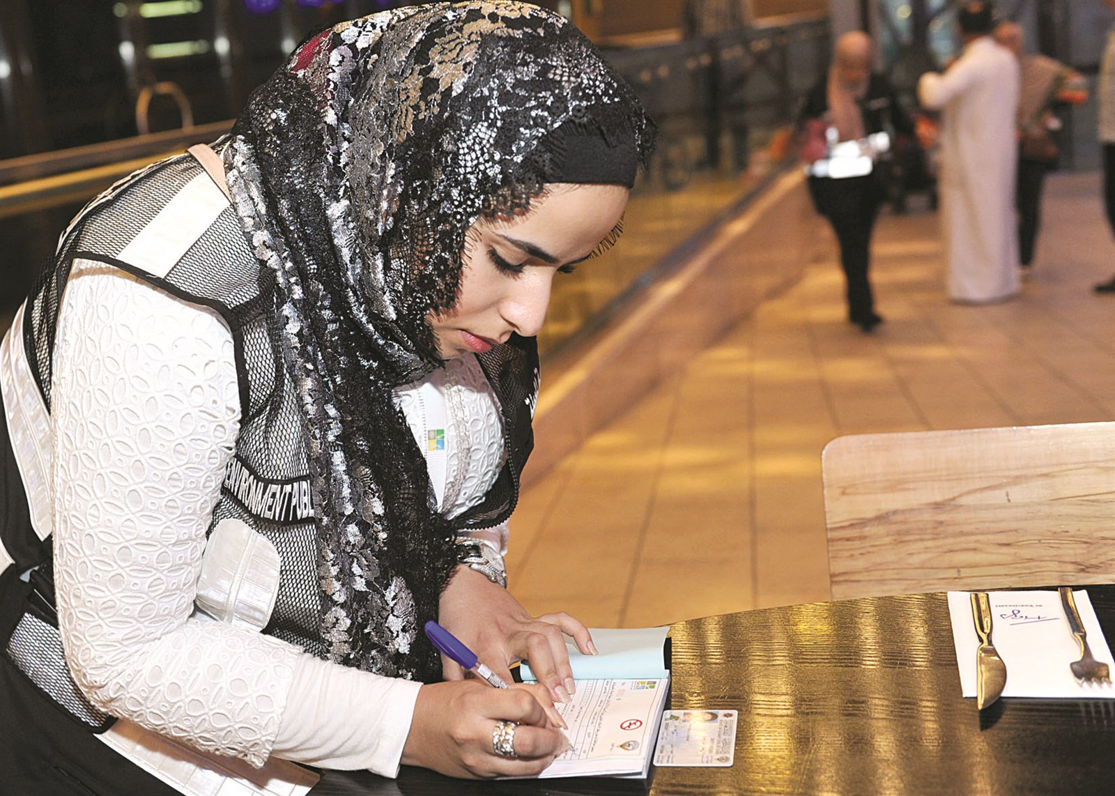 ضابطة قضائية تحرر مخالفة