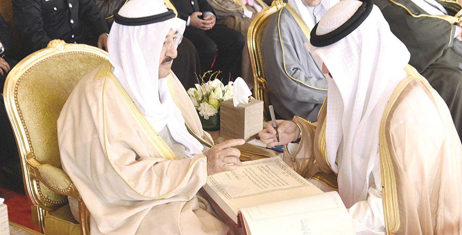 ... ويدون كلمة في السجل