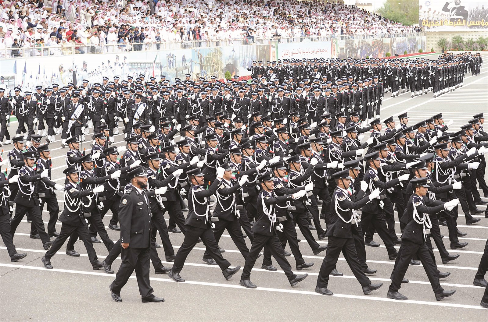 من طابور العرض