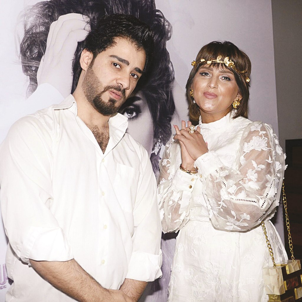 ... ومع الزميل علاء محمود