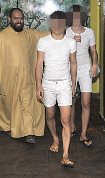 مدلّكون من الطراز الناعم