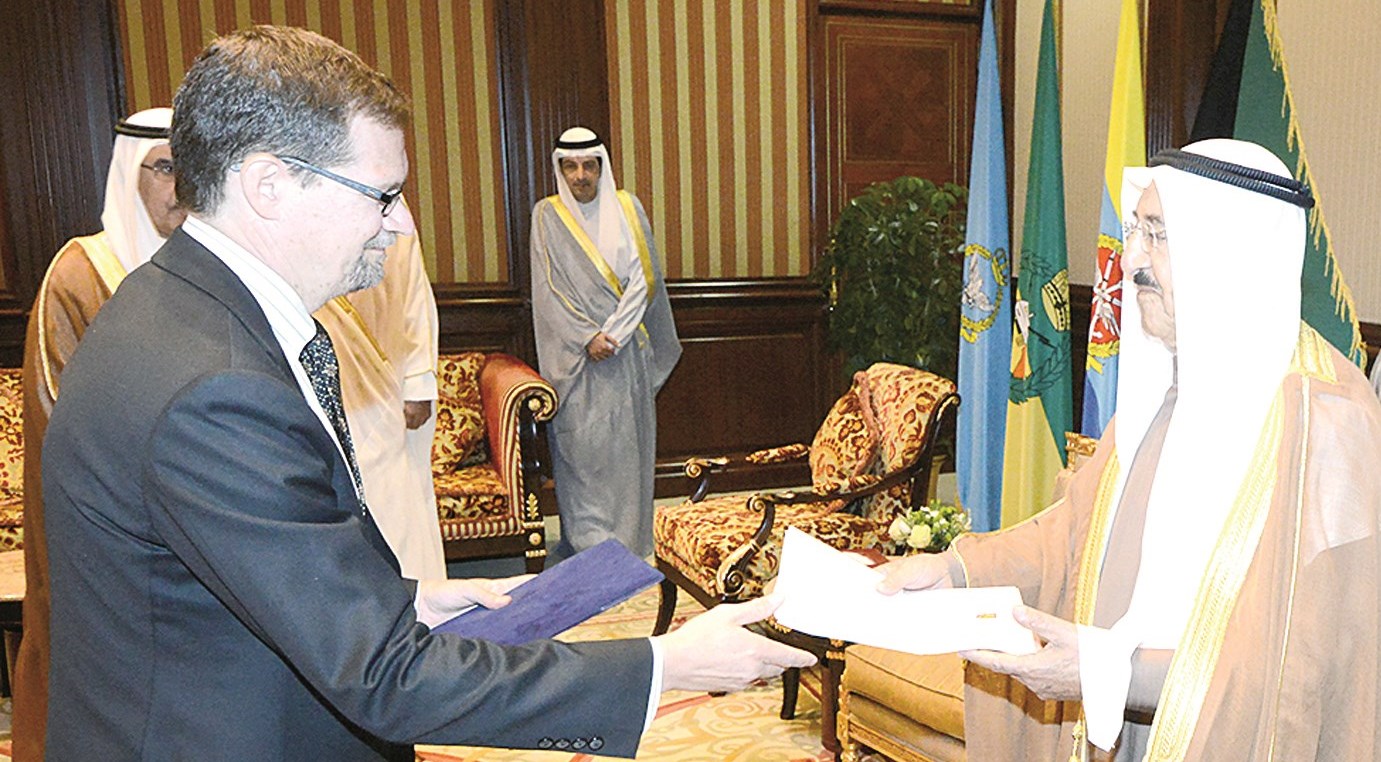 ...وسفير فنلندا