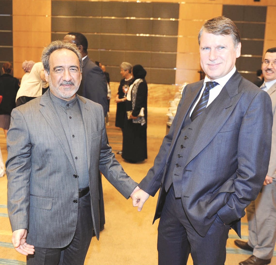 السفير الروسي والقائم بالأعمال الإيراني