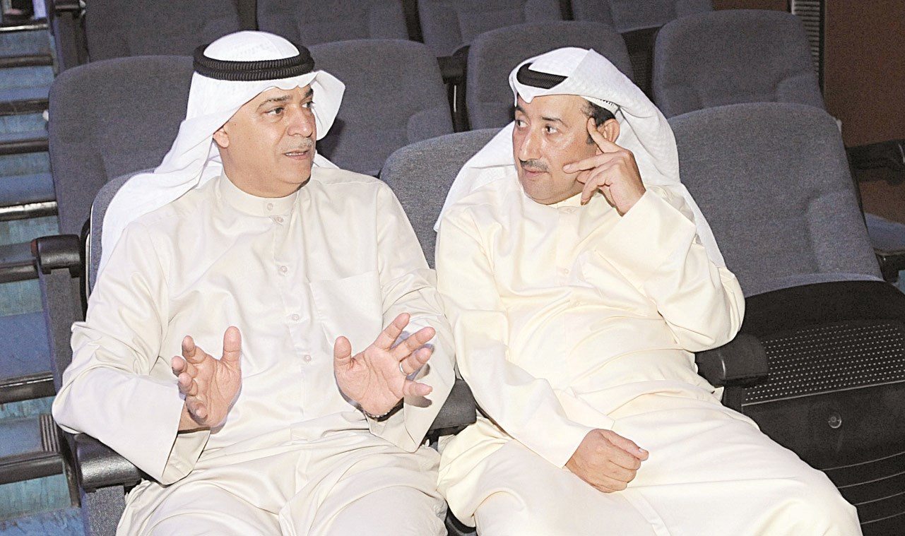 حوار بين علي اليوحة ومحمد العسعوسي