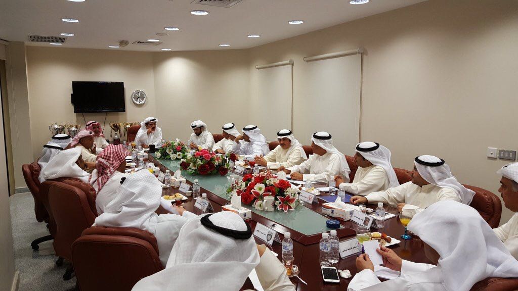 u062cu0627u0646u0628 u0645u0646 u0627u062cu062au0645u0627u0639 u0627u0644u0623u0646u062fu064au0629 u0627u0644u0631u064au0627u0636u064au0629 u0641u064a u0646u0627u062fu064a u0643u0627u0638u0645u0629