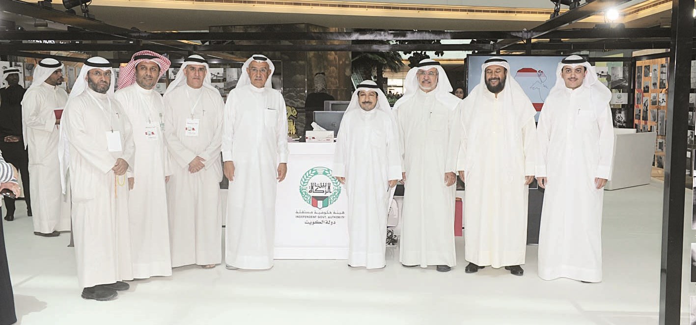 الصالح متوسطاً عدداً من أعضاء مجلس إدارة بيت الزكاة والمتبرعين