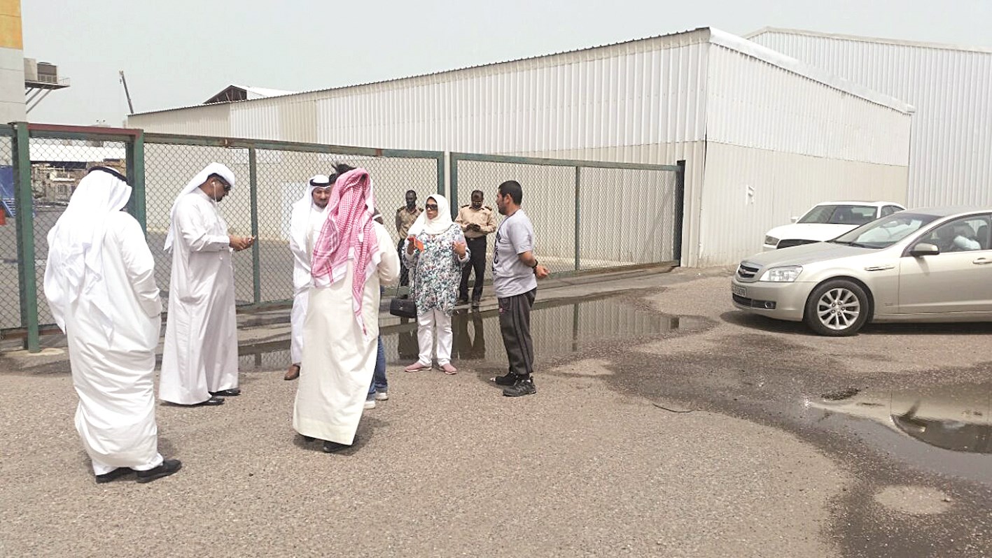 u0645u062du0627u0648u0644u0629 u0644u0645u0646u0639 u0627u0644u0644u062cu0646u0629 u0645u0646 u062fu062eu0648u0644 u0645u0628u0646u0649 u0627u0644u0634u0631u0643u0629 u0627u0644u0645u062eu0627u0644u0641