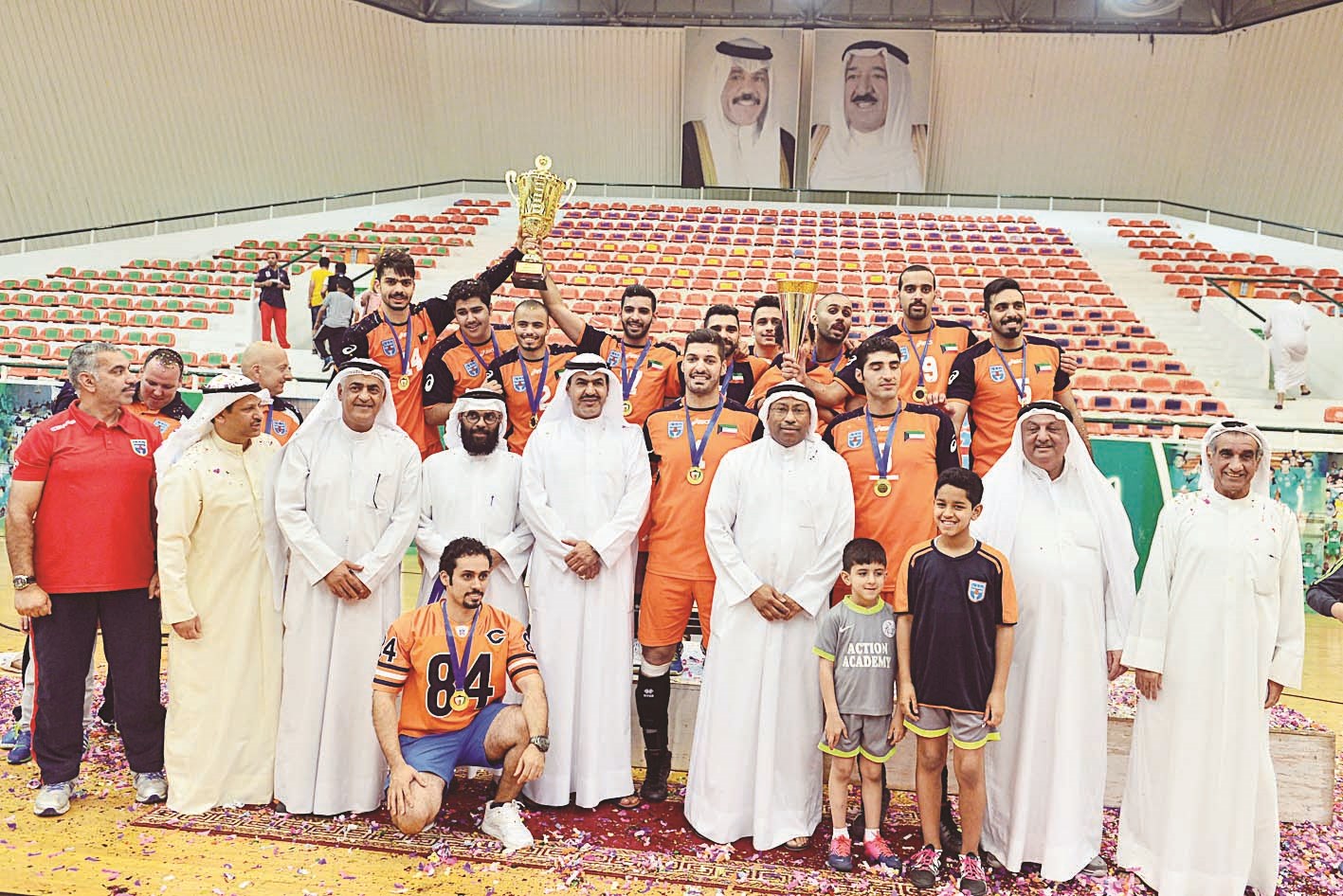 u0644u0627u0639u0628u0648 u0643u0627u0638u0645u0629 u0645u062au0648u0651u062cu064au0646 u0628u0644u0642u0628 u00abu0627u0644u0633u0648u0628u0631u00bb (u062au0635u0648u064au0631 u0645u0648u0633u0649 u0639u064au0627u0634)