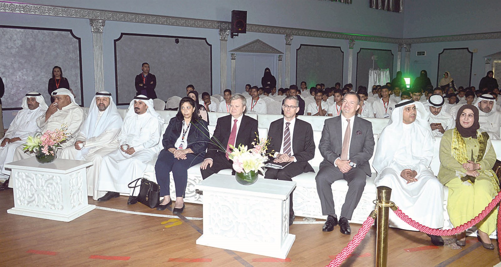 u0627u0644u0633u0641u064au0631 u0644u0648u062fu062c u064au062au0648u0633u0637 u0643u0628u0627u0631 u0627u0644u062du0636u0648u0631 u0641u064a u0627u0644u0641u0639u0627u0644u064au0629 (u062au0635u0648u064au0631 u0645u0648u0633u0649 u0639u064au0627u0634)