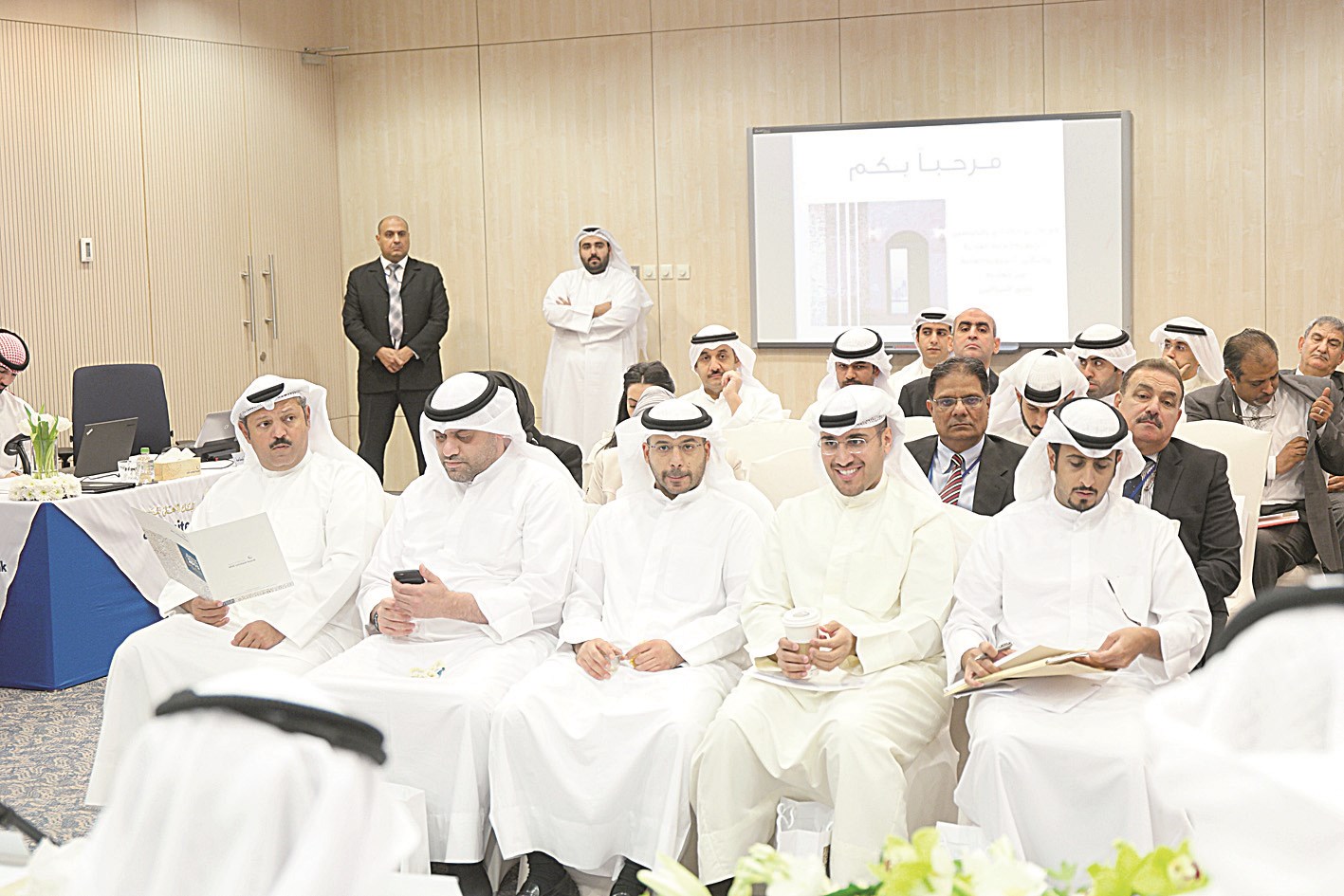 حضور حاشد للمساهمين