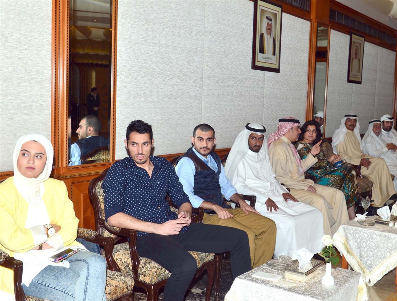 ... والحضور يتابع كلمة الفضل