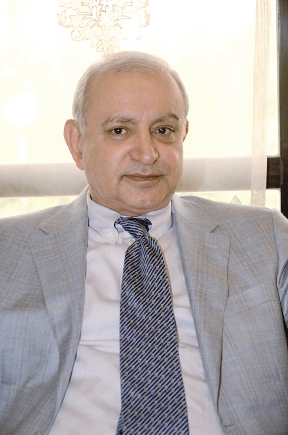 u0628u062fu0631 u0627u0644u0639u064au0633u0649