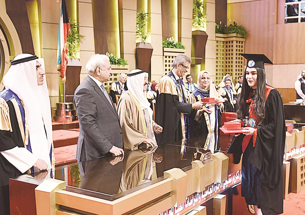 سعادة بتكريم صاحب السمو