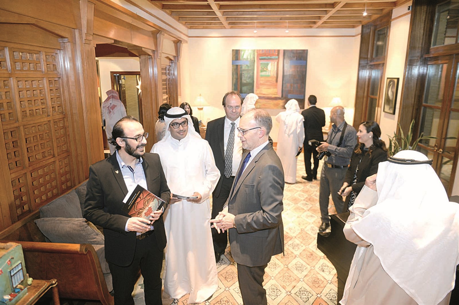 u0627u0644u0633u0641u064au0631 u0633u064au0644u064au0645u0627u0646 u0641u064a u062du062fu064au062b u0645u0639 u0628u0639u0636 u0627u0644u062fu064au0628u0644u0648u0645u0627u0633u064au064au0646