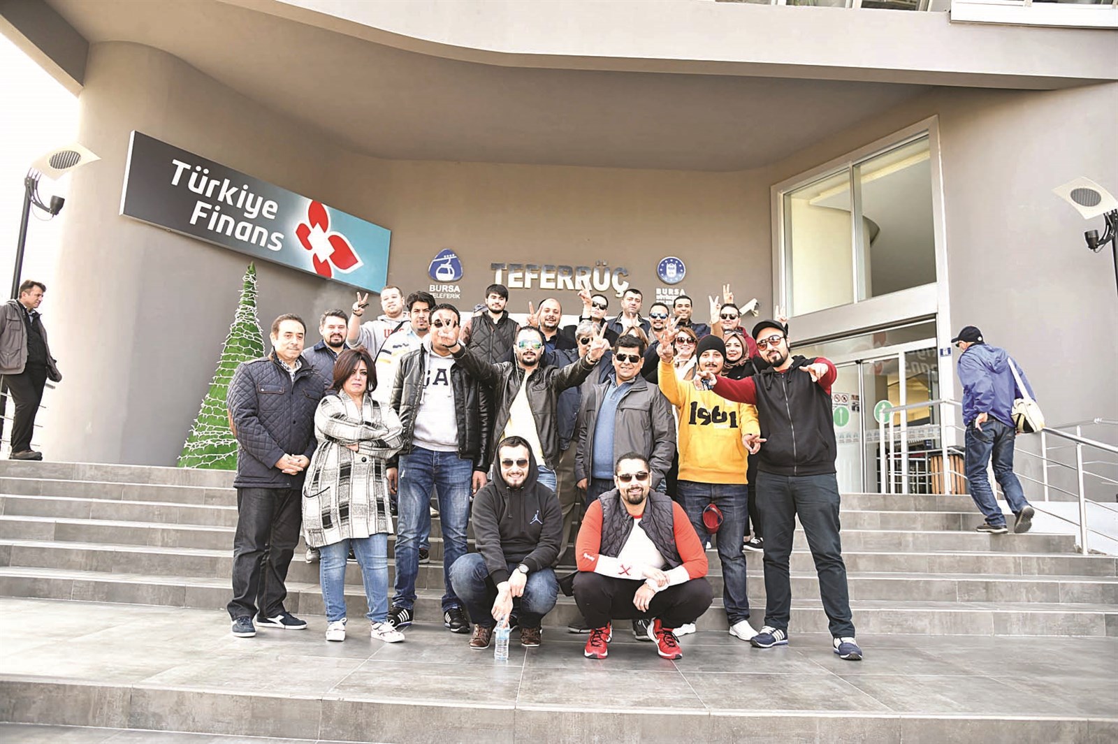 الوفد الصحافي في أحد المرافق التركية