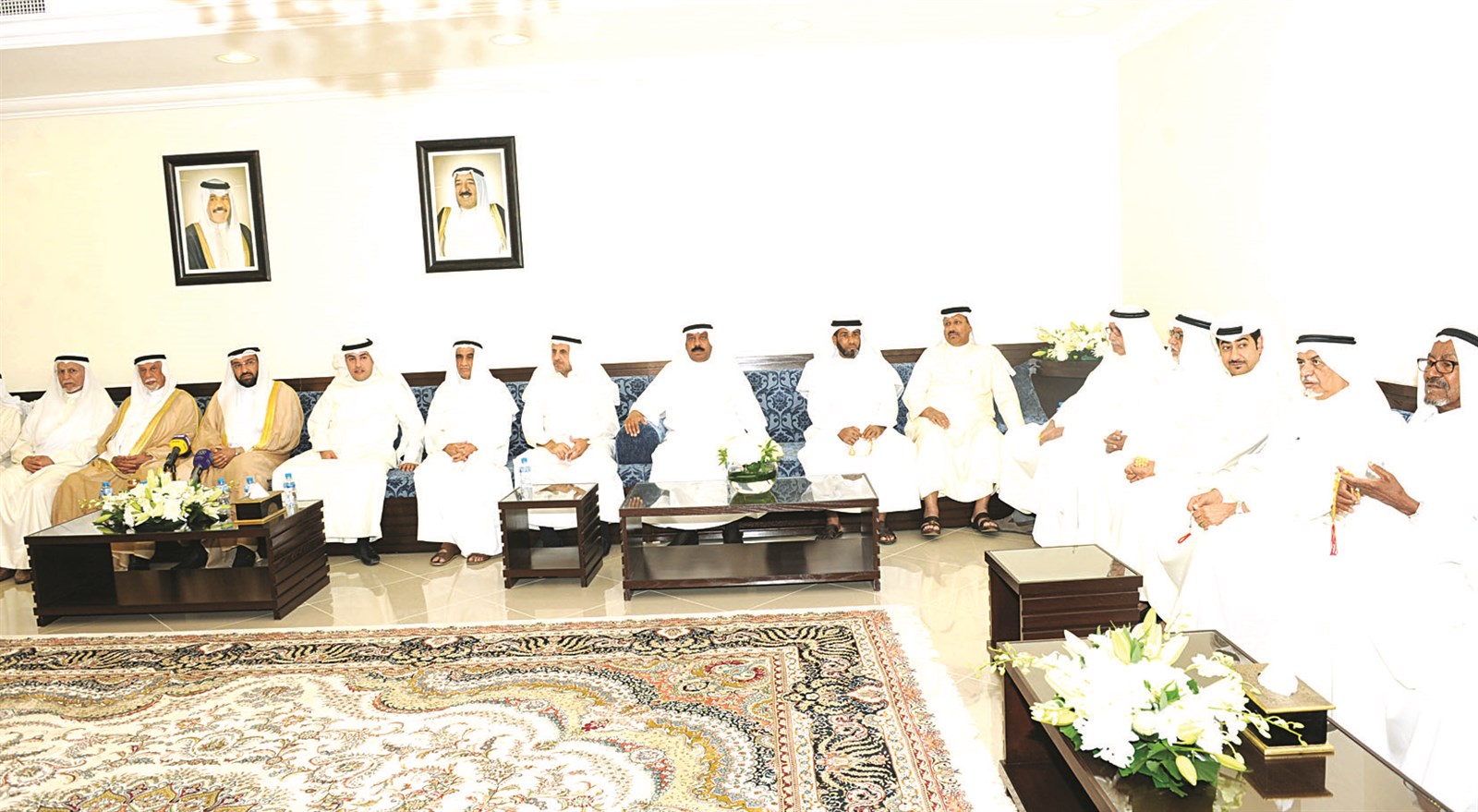 جانب من حضور الديوانية