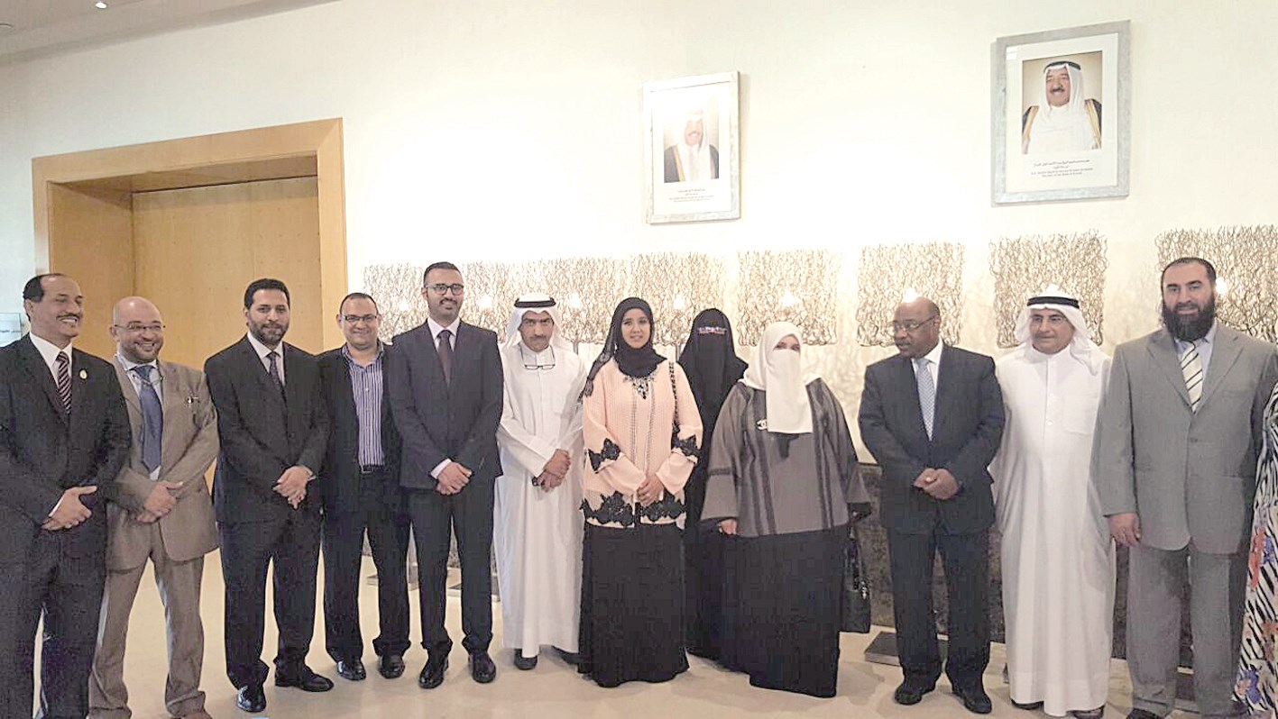 u0627u0644u062eu0634u062au064a u064au062au0648u0633u0637 u0627u0644u0645u0634u0627u0631u0643u064au0646 u0641u064a u0627u0644u0627u062du062au0641u0627u0644u064au0629