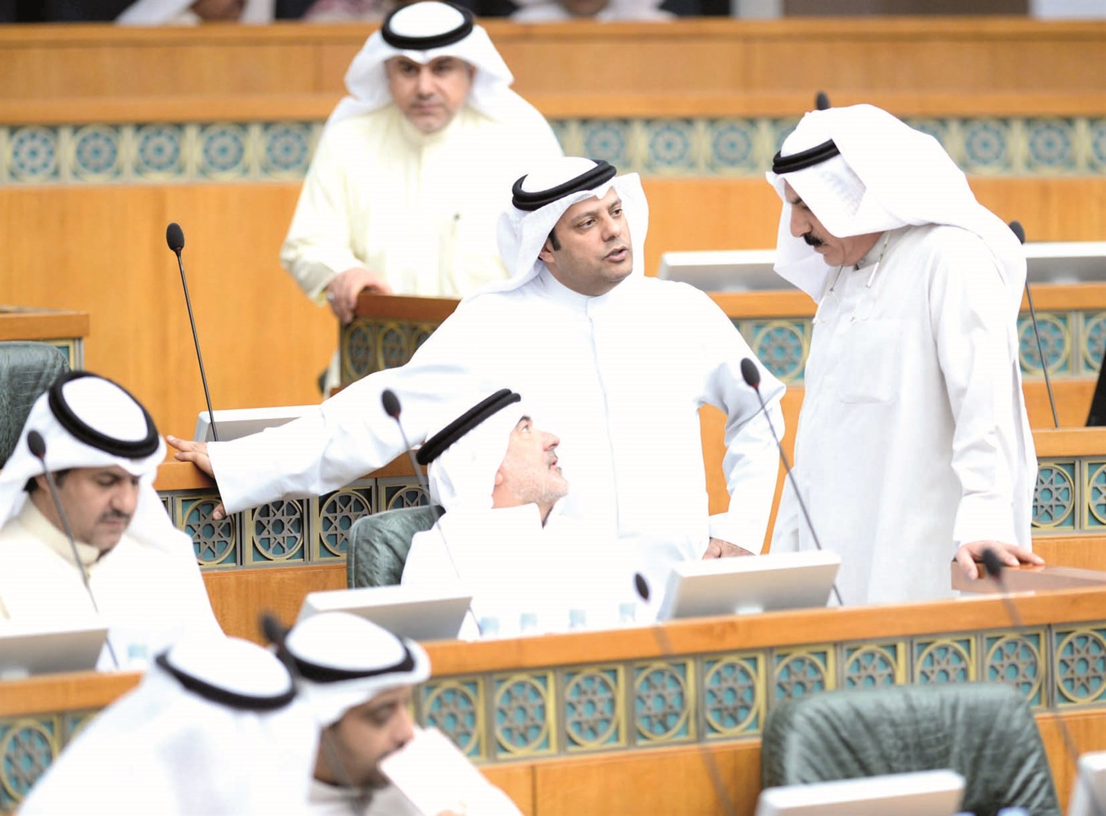 المعيوف والكندري وعاشور