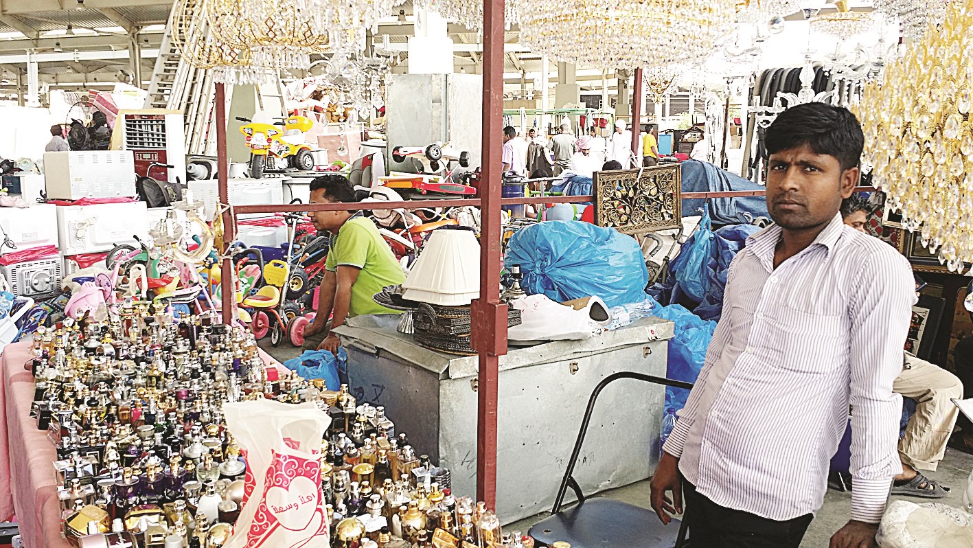 في انتظار الزبائن