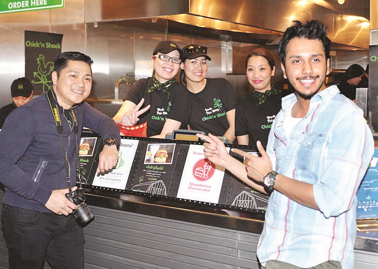 u0639u0628u062fu0627u0644u0631u062du0645u0646 u0627u0644u062fu064au0646 u0641u064a u0645u0637u0639u0645 u00abu0634u064au0643 u0634u0627u0643u00bb