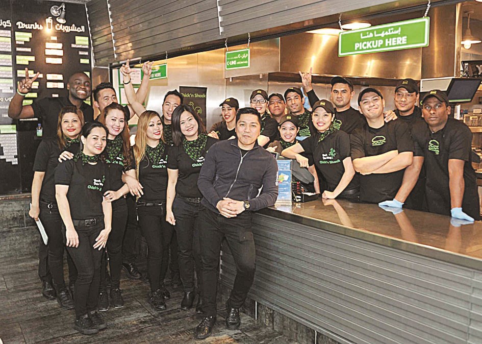 فريق العمل في المطعم