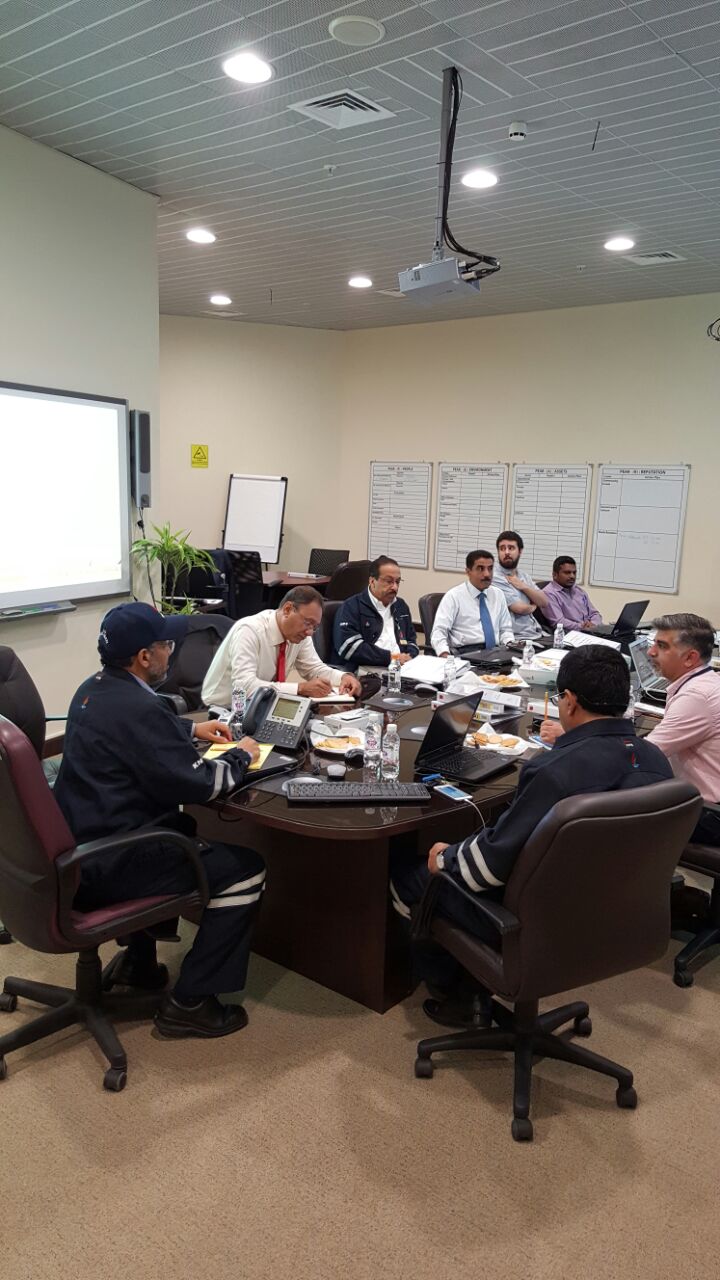  لقطة من غرفة طوارىء العمليات للبترول الوطنية 