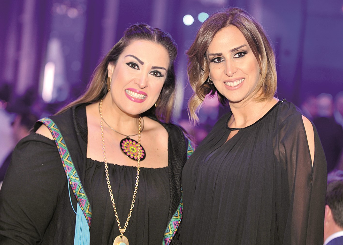 إيناس ورولا عبدالعزيز