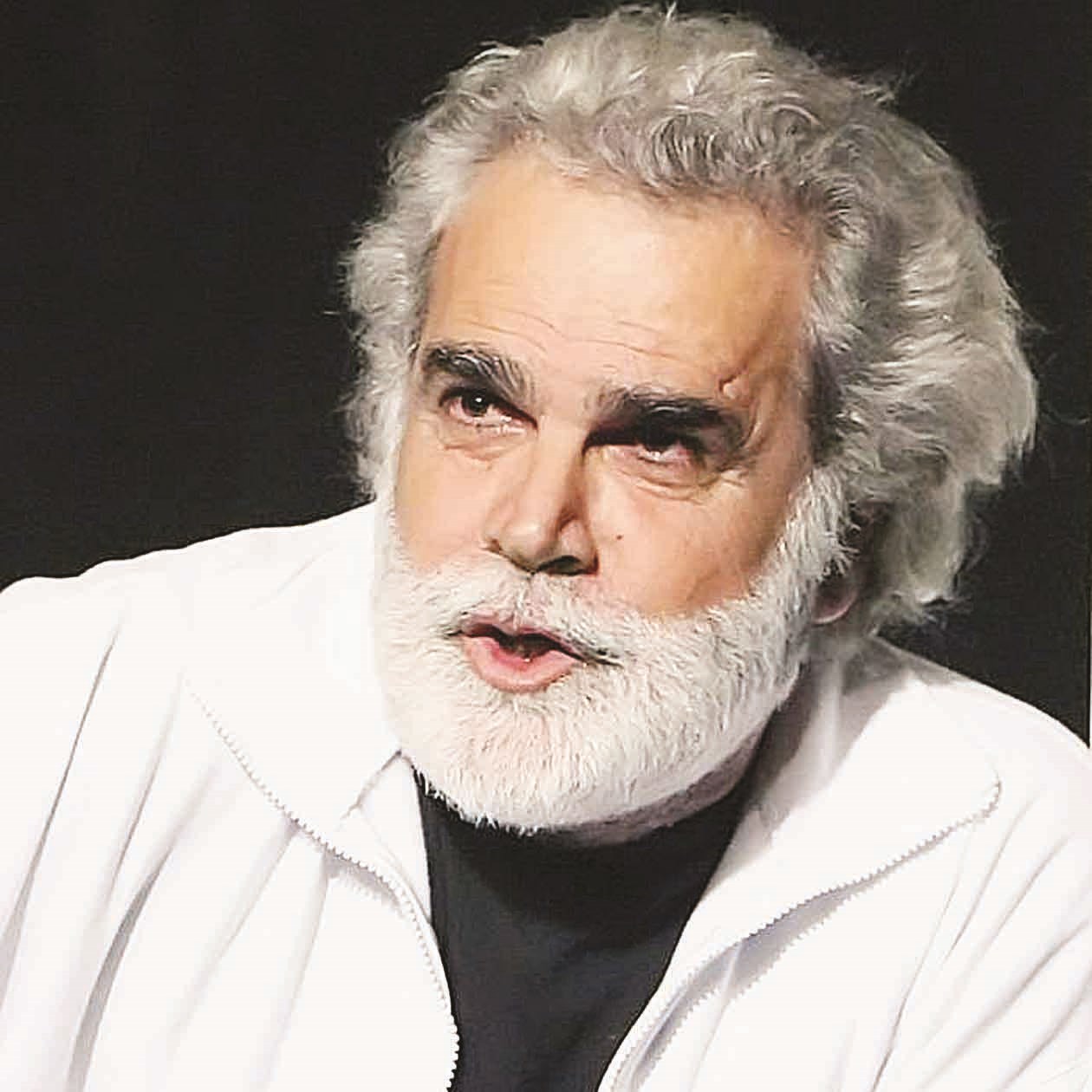 u0631u0641u064au0642 u0639u0644u064a u0623u062du0645u062f