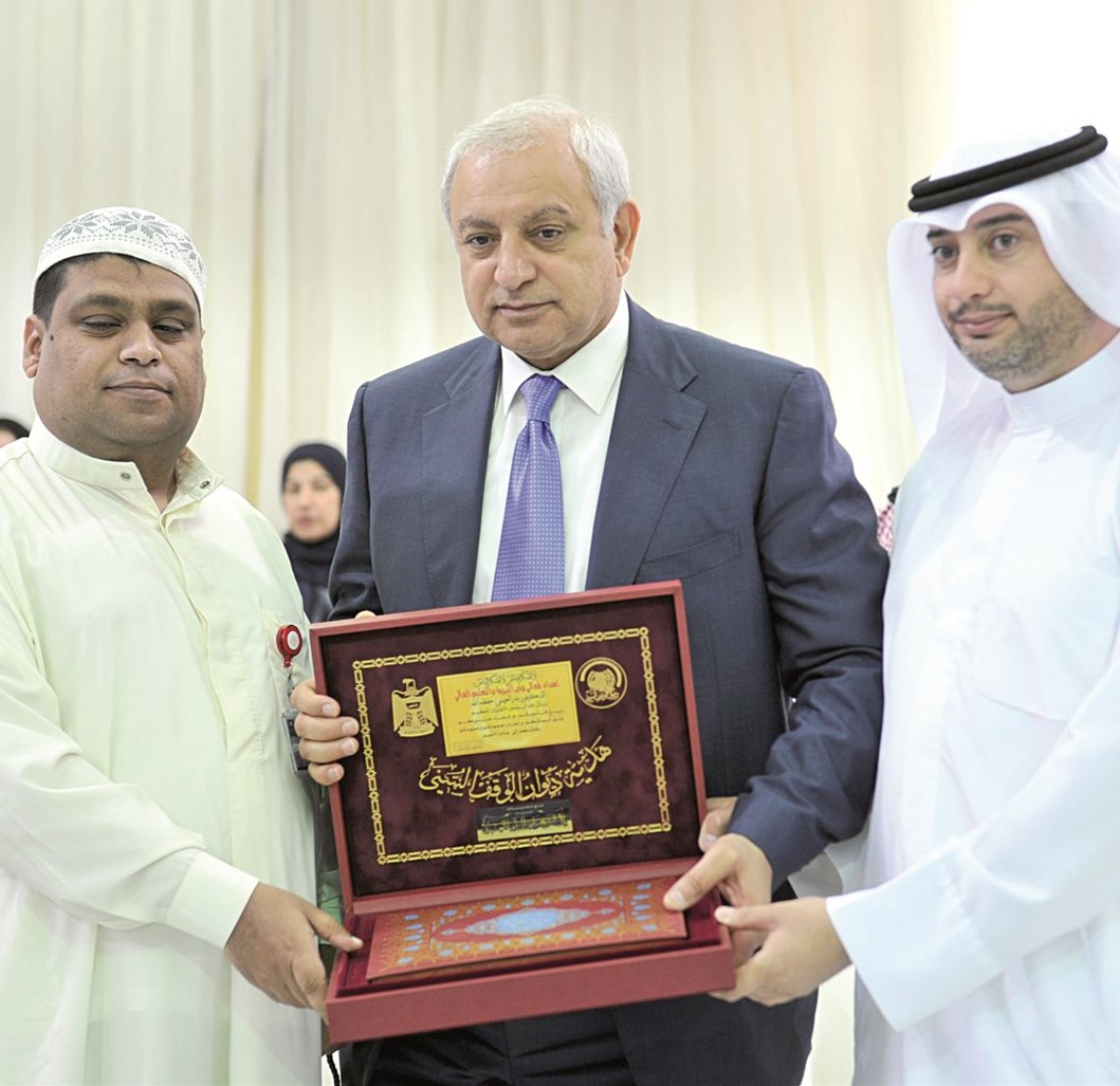 u0648u0632u064au0631 u0627u0644u062au0631u0628u064au0629 u062eu0644u0627u0644 u0631u0639u0627u064au062au0647 u0645u0633u0627u0628u0642u0629 u00abu0639u0644u0648u0645 u0627u0644u0631u0648u0628u0648u062au00bb