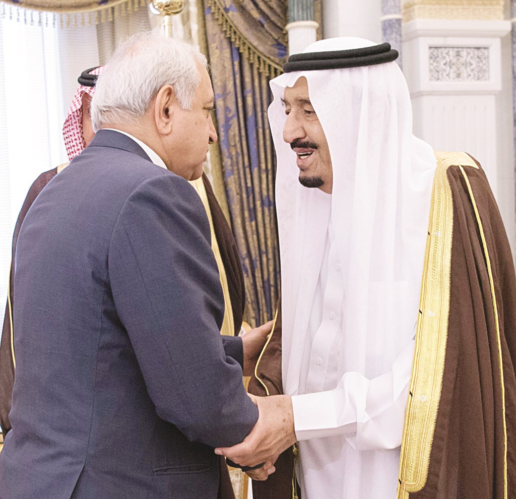 u062eu0627u062fu0645 u0627u0644u062du0631u0645u064au0646 u0645u0633u062au0642u0628u0644u0627u064b u0627u0644u0639u064au0633u0649