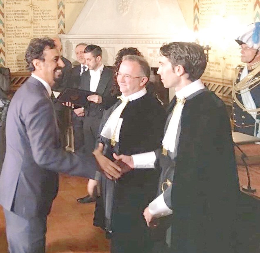 u0639u0644u064a u0627u0644u062eu0627u0644u062f u064au0634u0627u0631u0643 u0641u064a u062du0641u0644 u062au0646u0635u064au0628 u062du0627u0643u0645u064a u0633u0627u0646 u0645u0627u0631u064au0646u0648