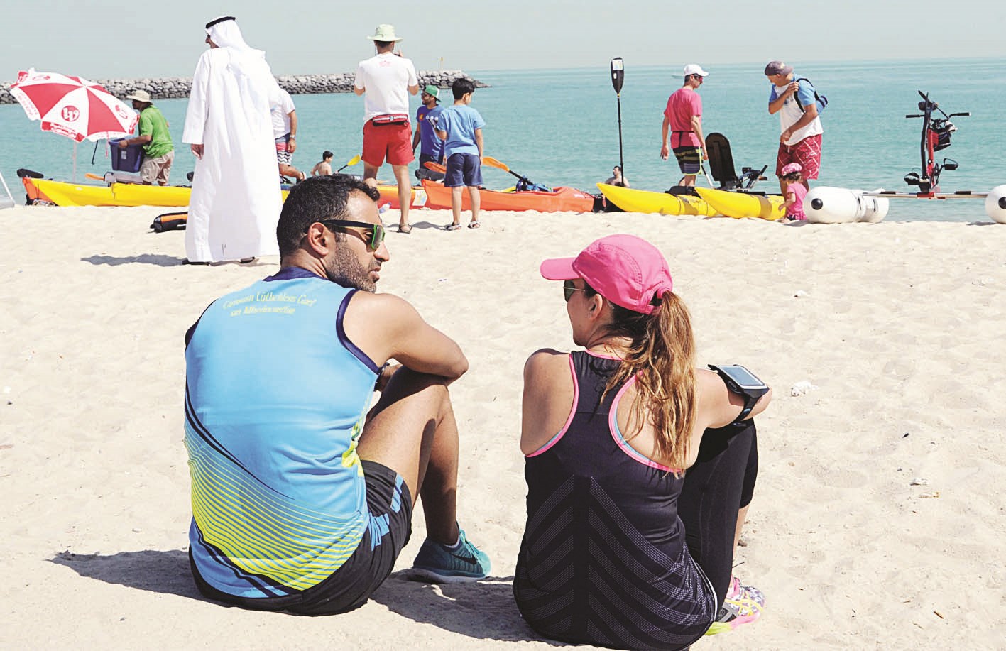 استراحة قبل انطلاق السباق (تصوير: أسعد عبدالله)