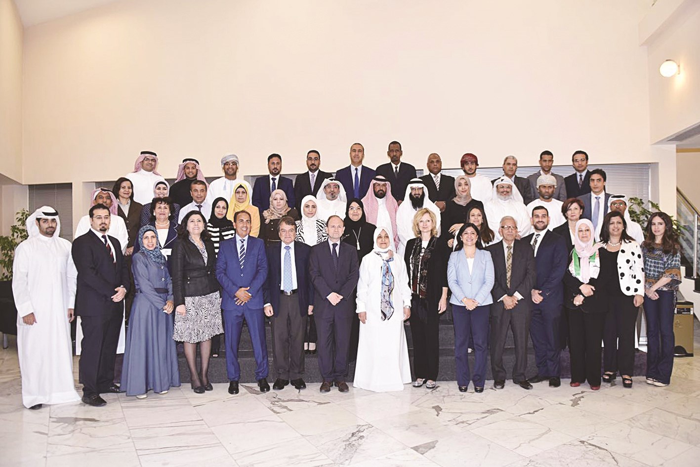 لقطة تذكارية للمشاركين في الورشة