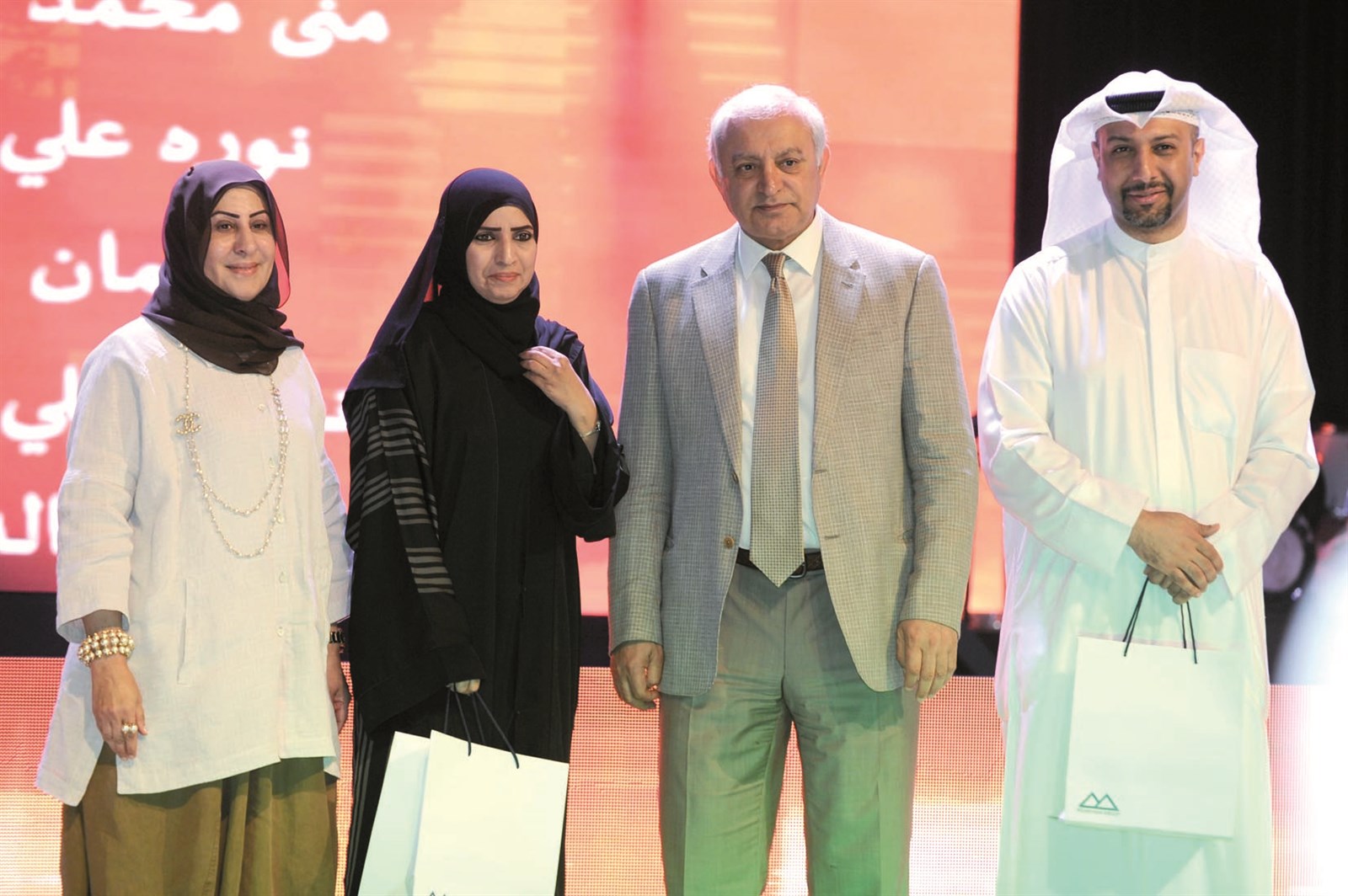 u062au0643u0631u064au0645 u0645u062au0642u0627u0639u062fu0629 u0648u0645u062au0642u0627u0639u062fb(u062au0635u0648u064au0631 u0632u0643u0631u064au0627 u0639u0637u064au0629)