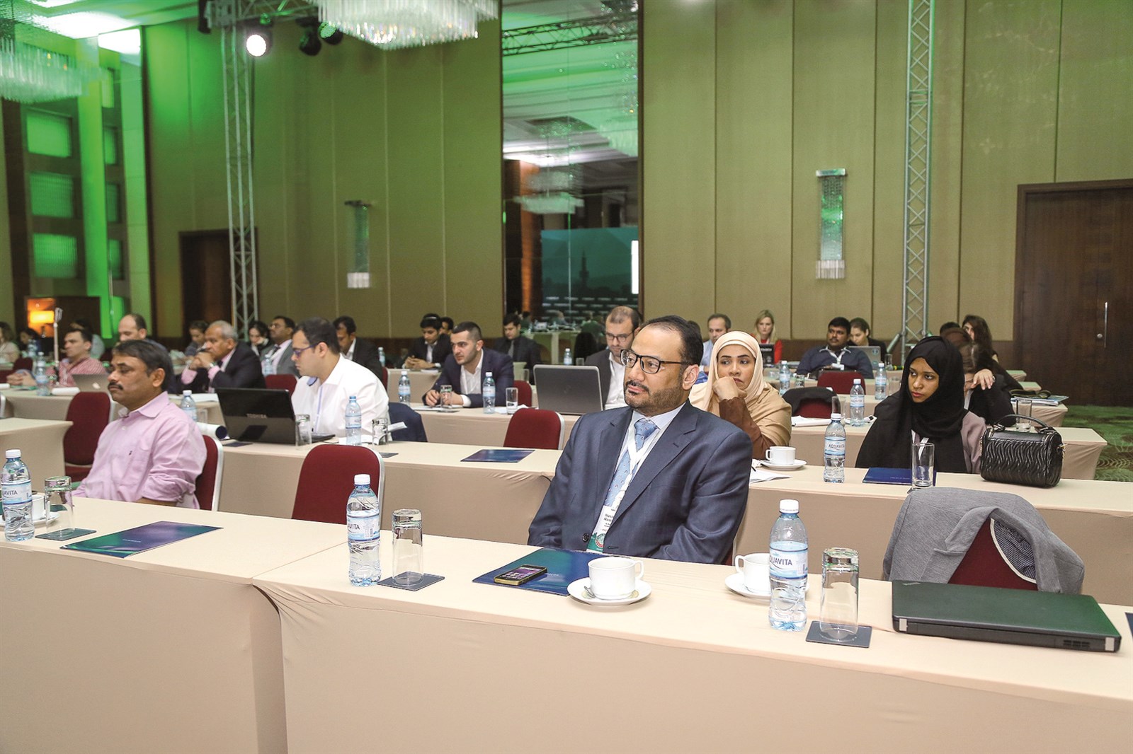 الزميل ناصر الفرحان مشاركاً