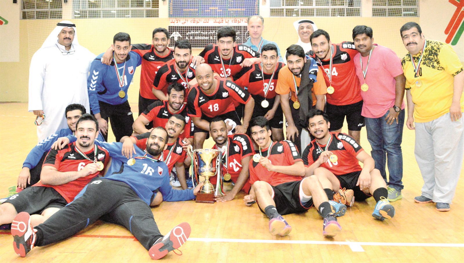 u0641u0631u064au0642 u062eu064au0637u0627u0646 u0645u062au0648u0651u062cu0627u064b u0628u0643u0623u0633 u062fu0648u0631u064a u0627u0644u062fu0631u062cu0629 u0627u0644u0623u0648u0644u0649  (u062au0635u0648u064au0631 u0628u0633u0627u0645 u0632u064au062fu0627u0646)