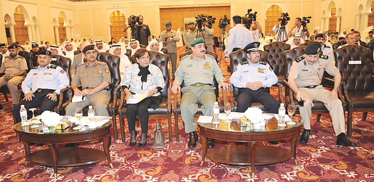 u0627u0644u0631u0641u0627u0639u064a u0648u0627u0644u062du0645u0648u062f u0648u064au0648u0633u0641 u0627u0644u0623u0646u0635u0627u0631u064a u0648u062cu0645u0627u0644 u0627u0644u0635u0627u064au063a u0641u064a u0645u0642u062fu0645 u0627u0644u062du0636u0648u0631 (u062au0635u0648u064au0631 u0637u0627u0631u0642 u0639u0632u0627u0644u062fu064au0646)