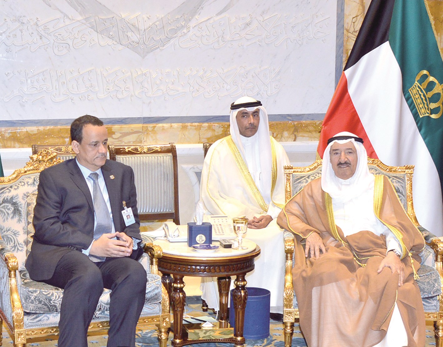 صاحب السمو مستقبلا المبعوث الأممي للمفاوضات اليمنية اسماعيل ولد الشيخ أحمد