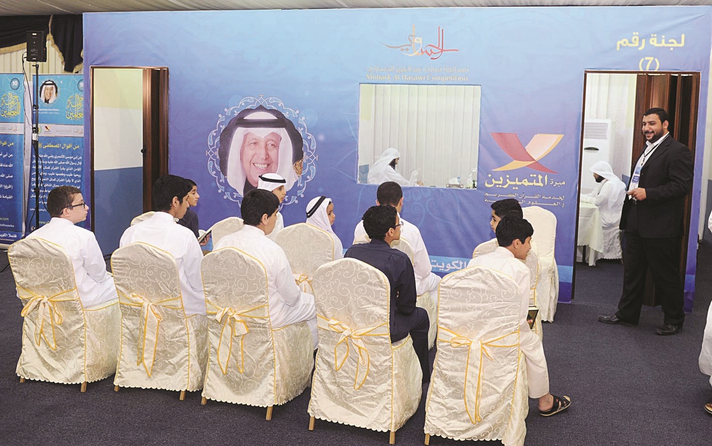 ينتظرون دورهم