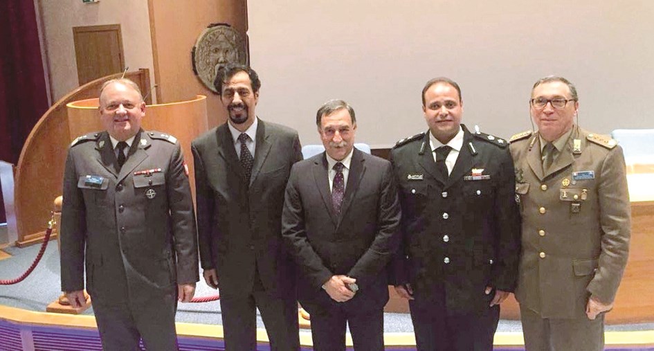 u0627u0644u0633u0641u064au0631 u0627u0644u062eu0627u0644u062f u0645u0639 u0627u0644u0636u0627u0628u0637 u0627u0644u0643u0648u064au062au064a u0648u0645u0633u0624u0648u0644u064a u0643u0644u064au0629 u062fu0641u0627u0639 u00abu0646u0627u062au0648u00bb